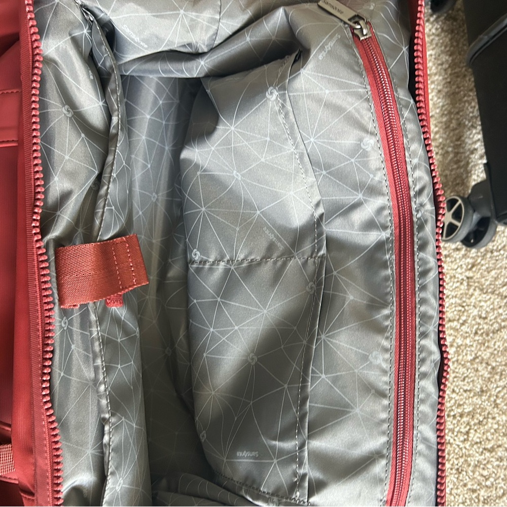 Samsonite Better Than Basic Weekender - image 9